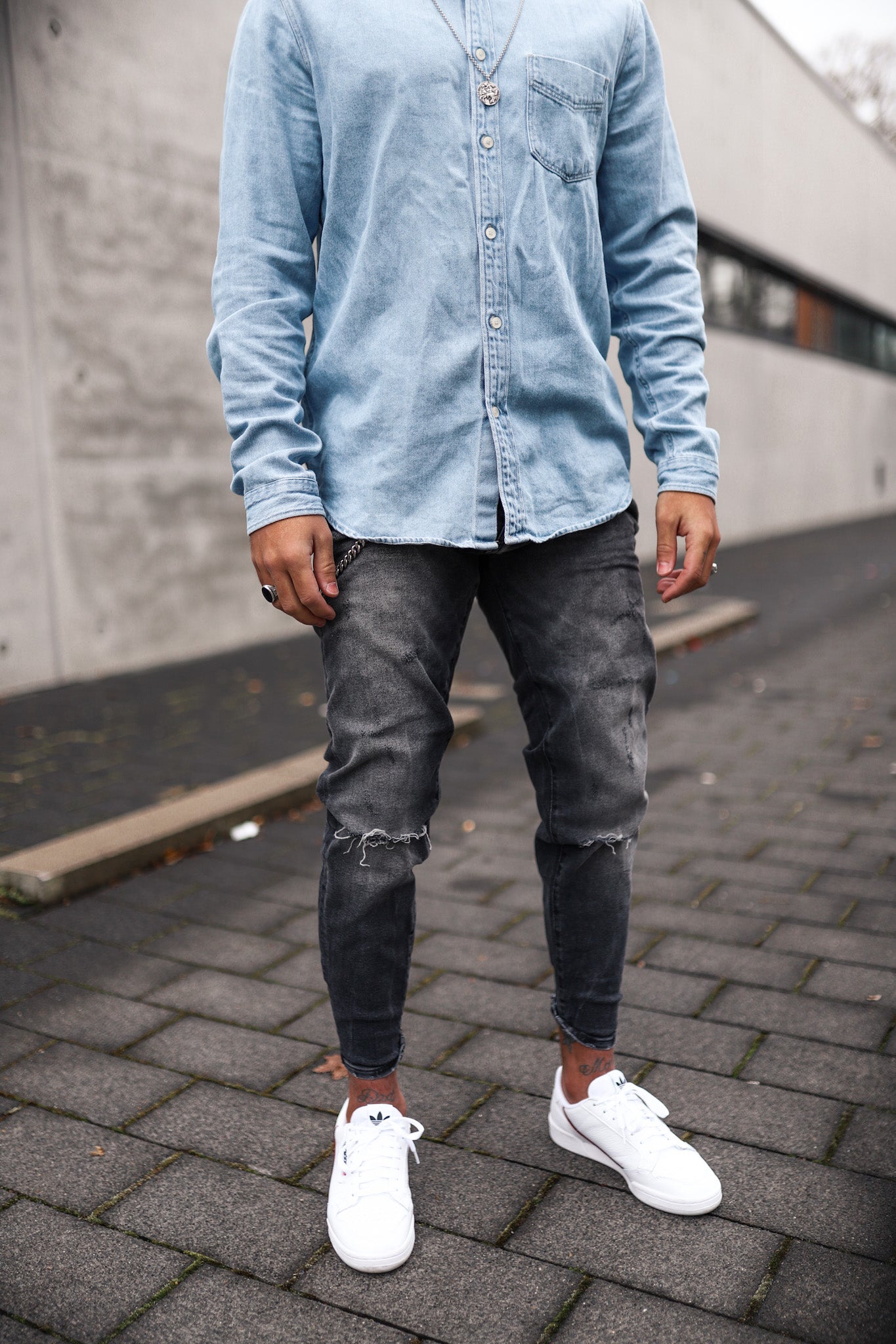 Destroyed Tapered Denim 4923