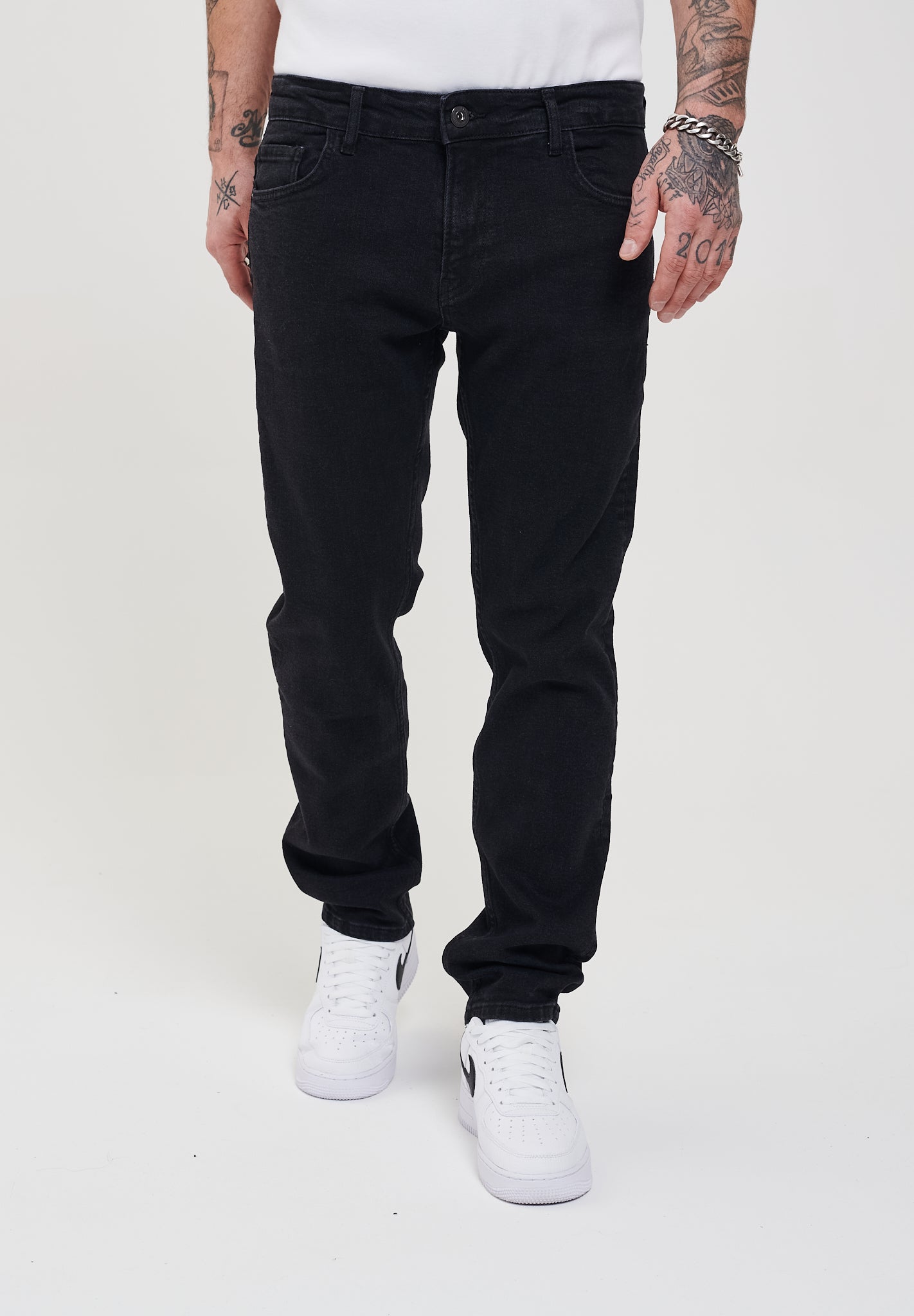 Basic Straight Fit Denim 2Y0100 Black