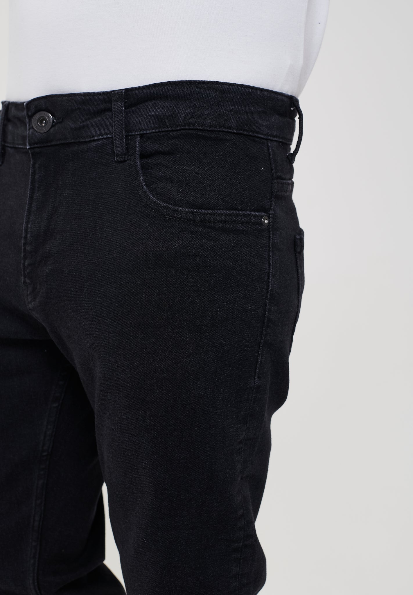 Basic Straight Fit Denim 2Y0100 Black