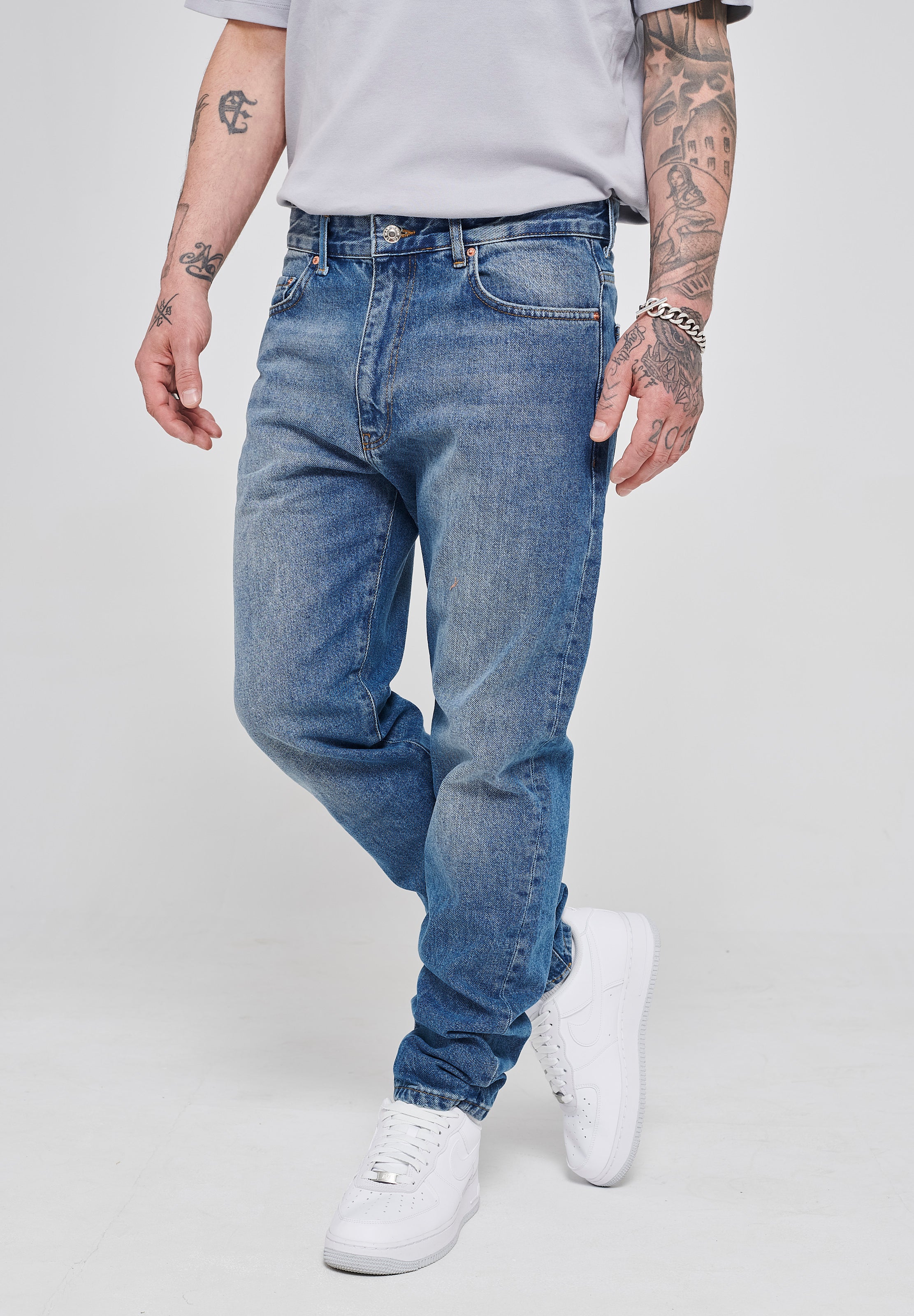 Straight hotsell tapered fit